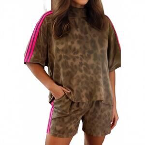 NEW AAPPARELLA leopard lounge short set with stripe in multi